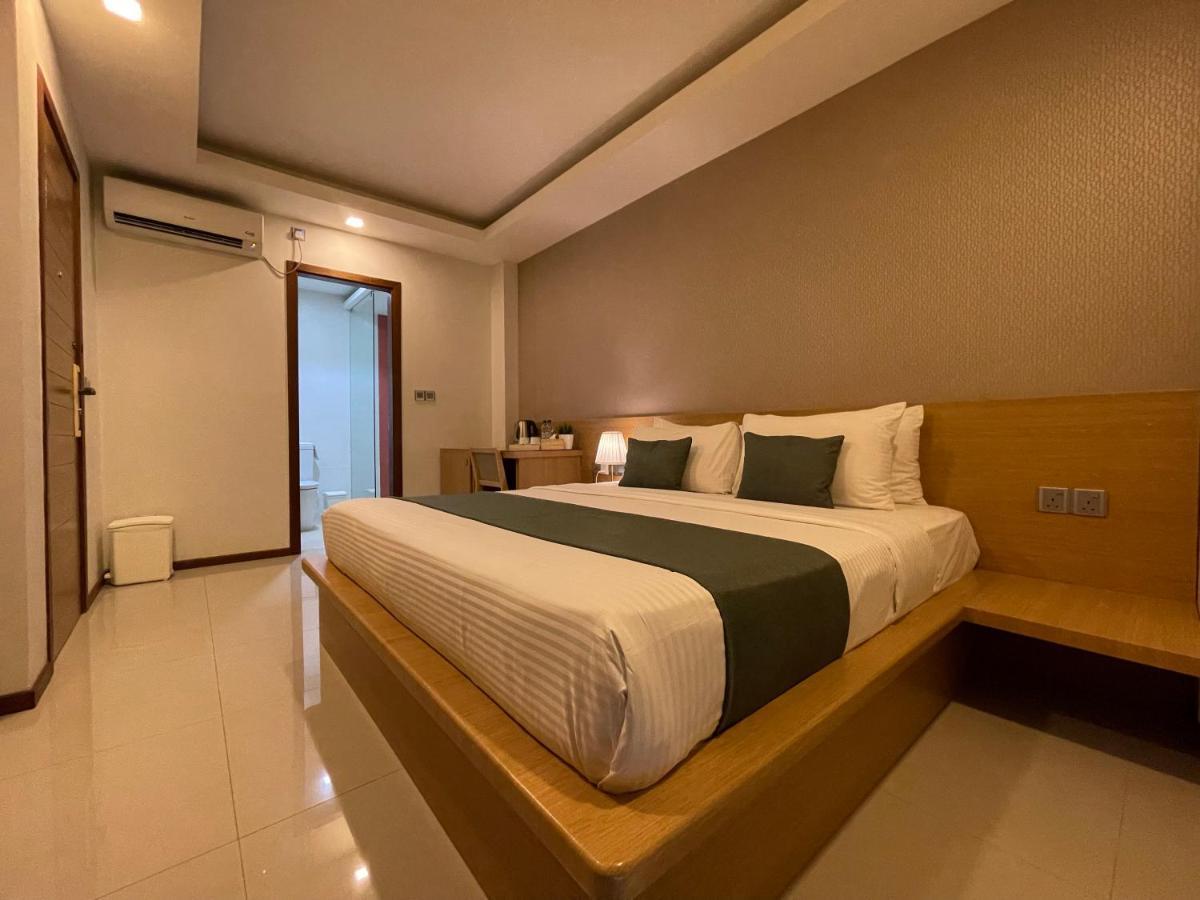 Huvan Beach Hotel At Hulhumalé Exteriér fotografie