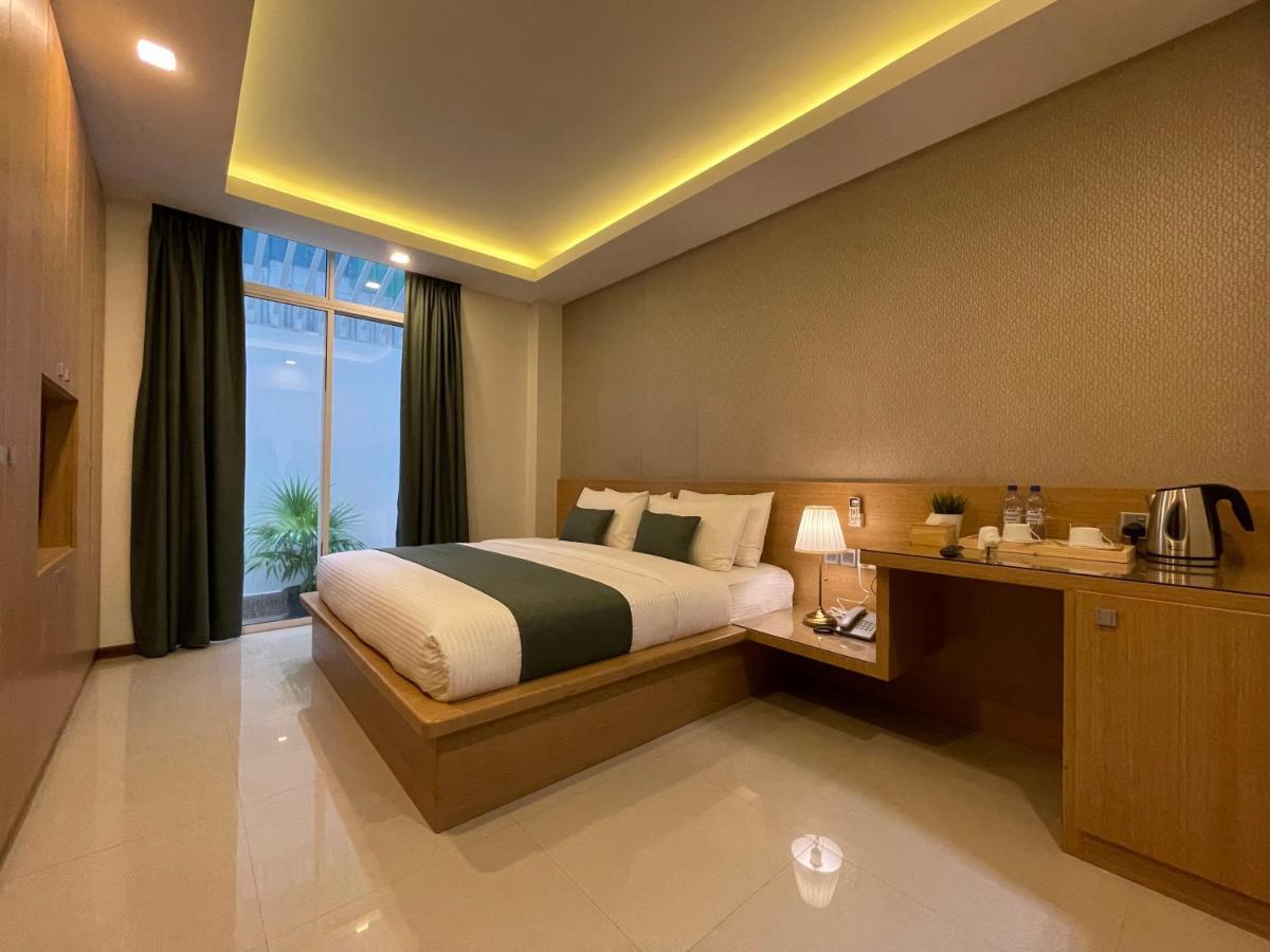Huvan Beach Hotel At Hulhumalé Exteriér fotografie
